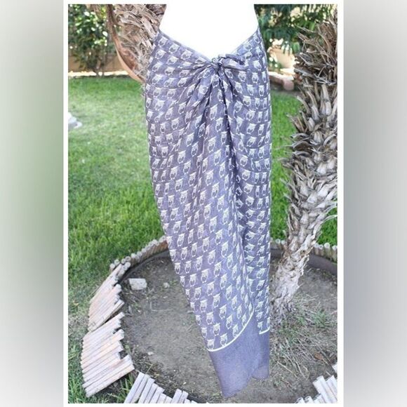 Owl Print Sheer Sarong - Picture 2 of 6